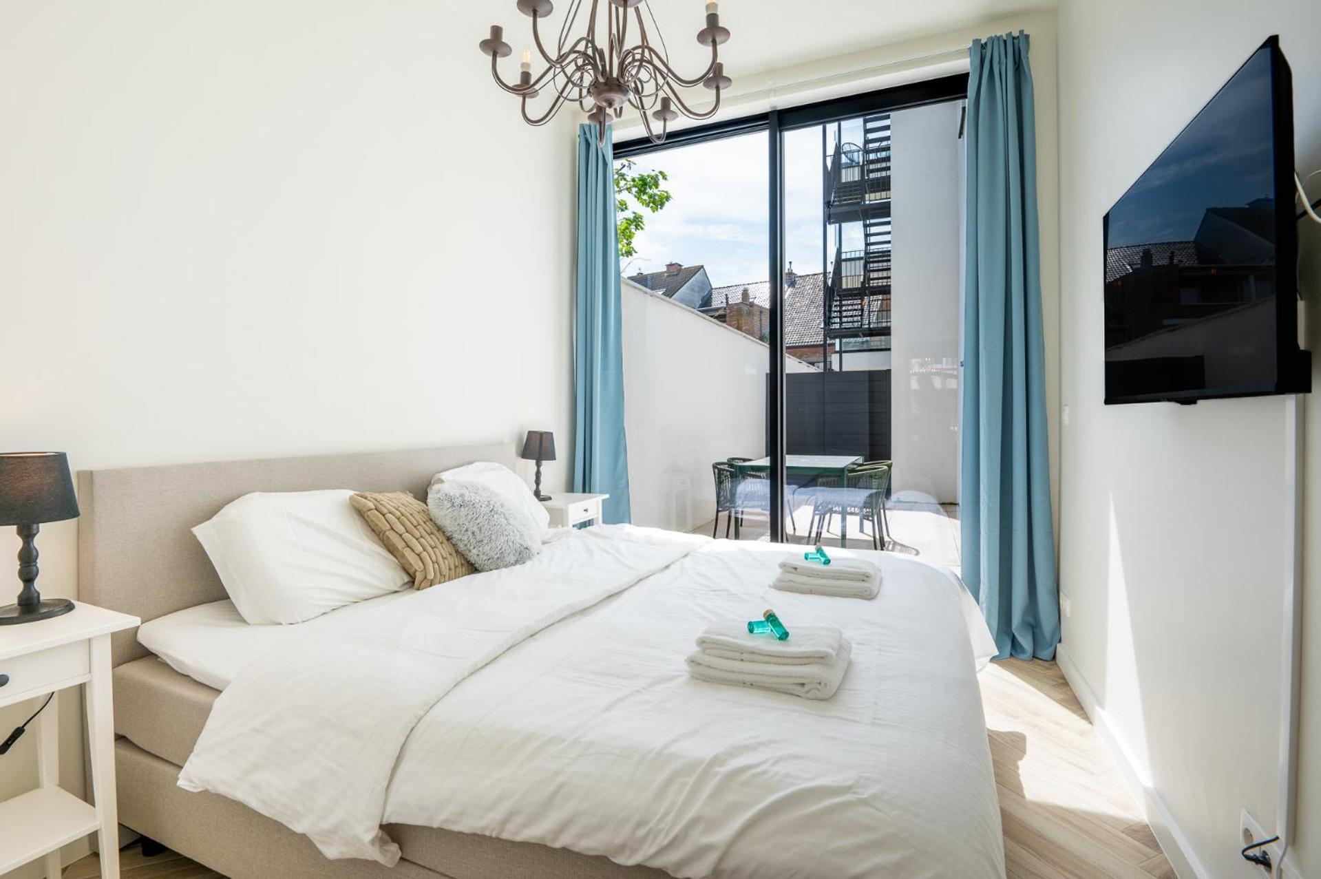 Beautiful Renovated Apartment In An Authentic Building 오스텐드 외부 사진